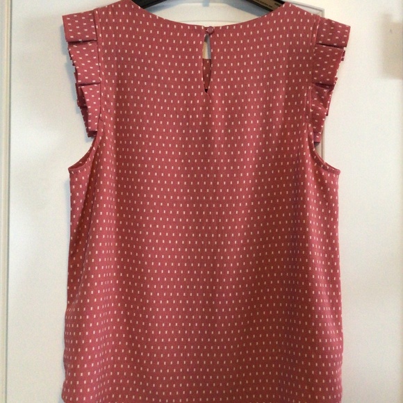 NWOT Monteau Dusty Pink/ Mauve Pleated Cap Sleeve Blouse Size L - Picture 3 of 5